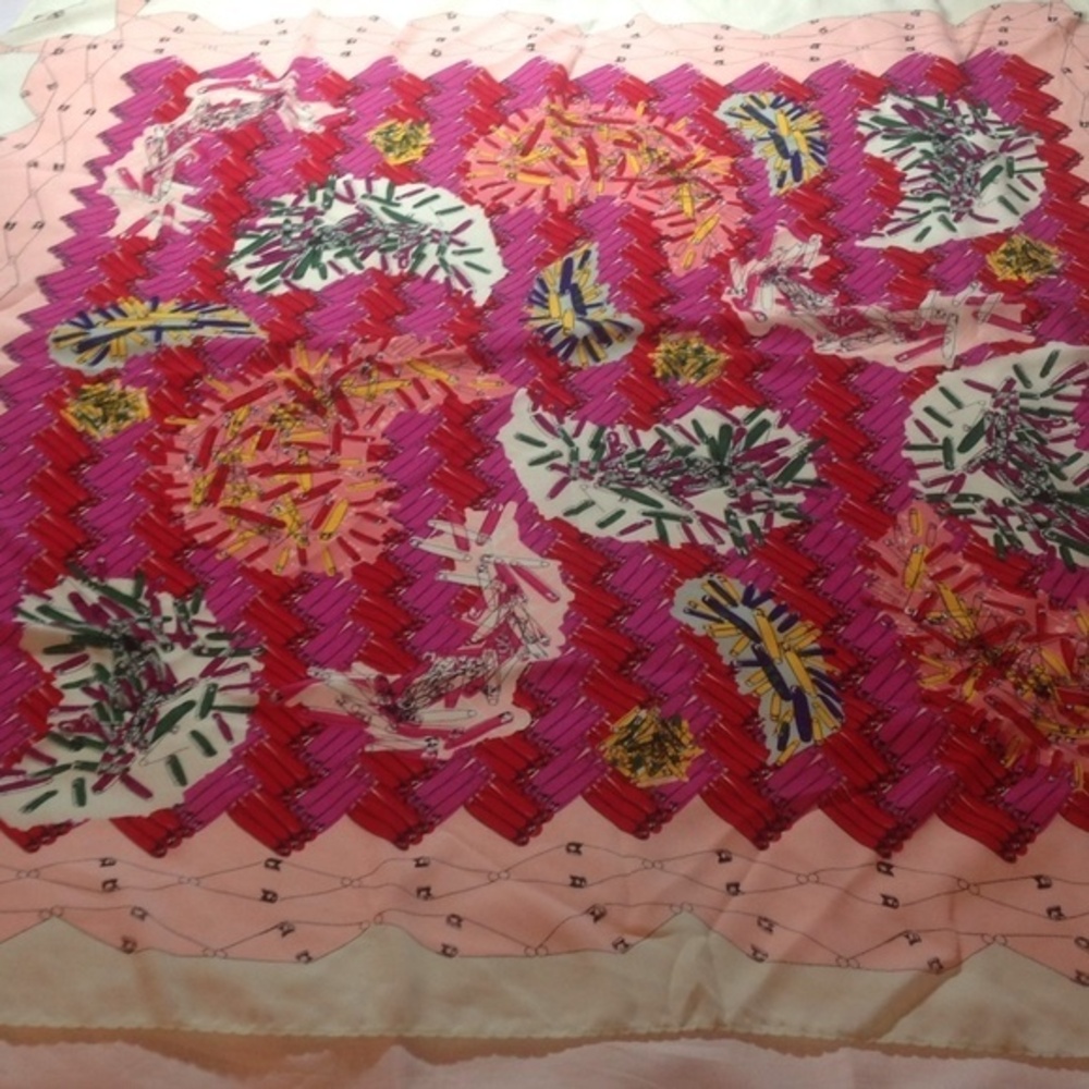 NWOT 2010 Zac Posen for Target Giant Scarf Halter